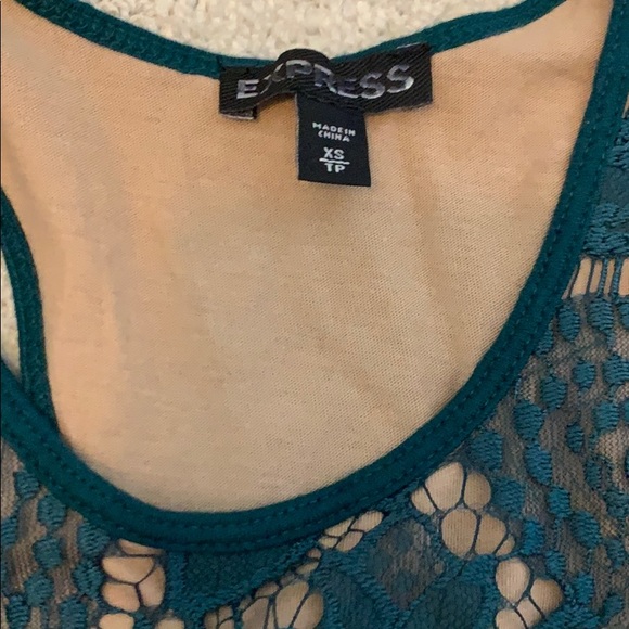 Women’s top - Picture 2 of 2